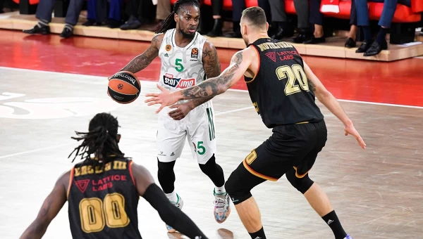 Ο Παναθηναϊκός κατέρρευσε στην τελευταία περίοδο [vids]