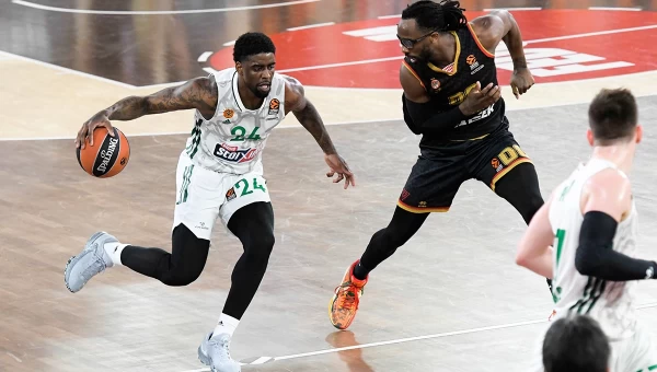 Ο Μπέικον εκτός 12άδα του Παναθηναϊκού [vid]