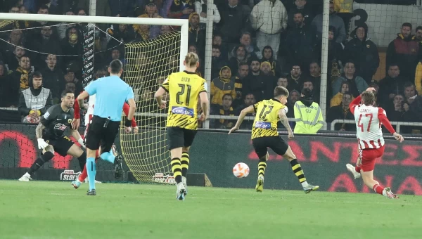 Ο Ολυμπιακός νίκησε στη Νέα Φιλαδέλφεια και έστειλε μήνυμα για τα play off [vids]