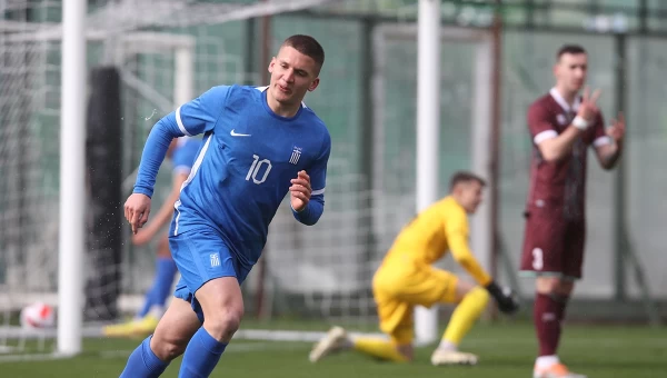 Πρεμιέρα με ισοπαλία για την Ελπίδων