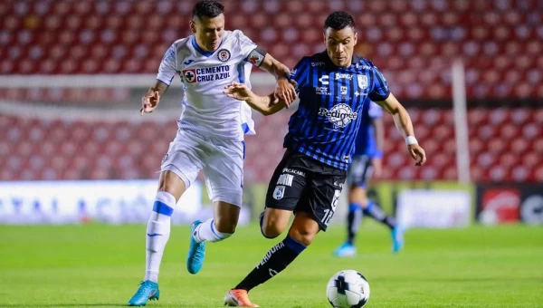 Μεξικό: Κερετάρο - Κρουζ Αζούλ, σταθερή η φιλοξενούμενη! 