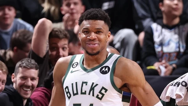 NBA: Οι Μπακς θέλουν να κλειδώσουν το πλεονέκτημα