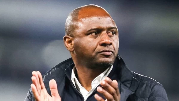 Τέλος ο Πατρίκ Βιεϊρά από την Κρίσταλ Πάλας