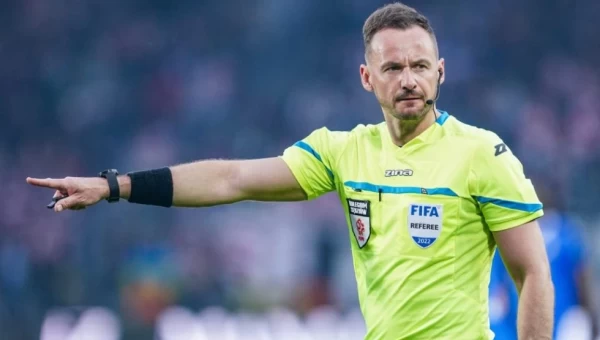 UEFA: Θα ερευνήσει το συμβάν με τους Πολωνούς διαιτητές του ΑΕΚ-Άρης!