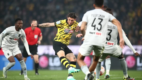 Ο Τσούμπερ διατήρησε την ΑΕΚ στην κορυφή [vids]