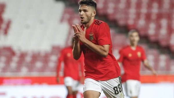 Για το προβάδισμα η Μπενφίκα