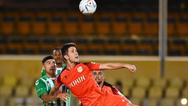 Η Καρμιώτισσα «κλείδωσε» την παραμονή [vid]