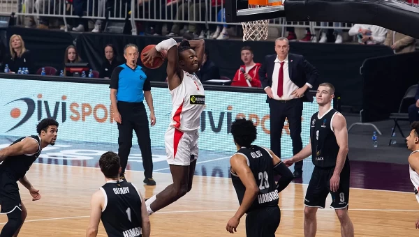 Η Προμετέι πέρασε και... περιμένει τον Προμηθέα [vids]