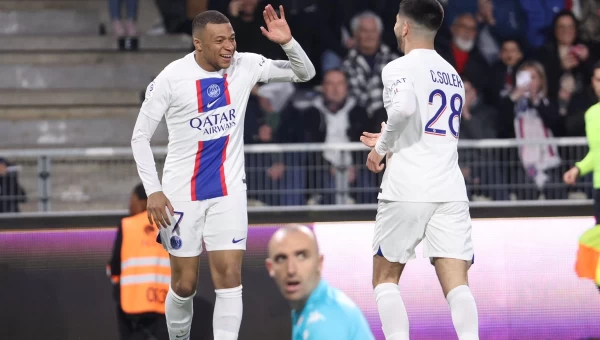 Έργο Εμπαπέ το +11 της Παρί [vid]