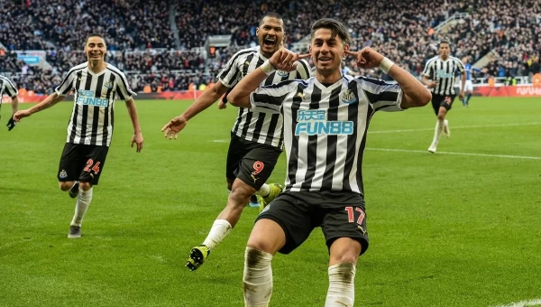 Βιγιαρεάλ και Νιουκάστλ!