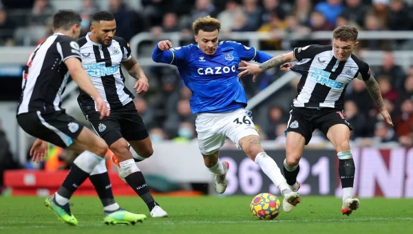 Premier League: Εβερτον – Νιουκάστλ, βίοι αντίθετοι!