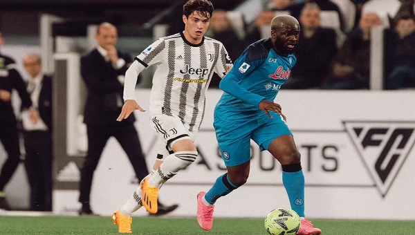 Η Νάπολι καλπάζει για το Scudetto [vid]