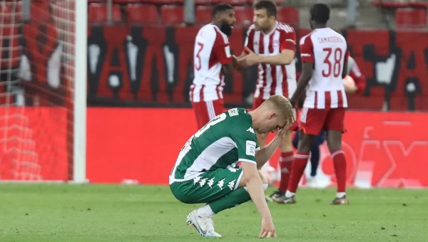 Ο Ολυμπιακός «τέλειωσε» το όνειρο του Παναθηναϊκού για τίτλο [vid]