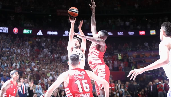 Η Ρεάλ ξανά βασίλισσα της Ευρώπης [vids]