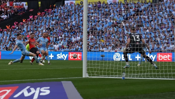 Η Λούτον για πρώτη φορά στην Premier League [vids]