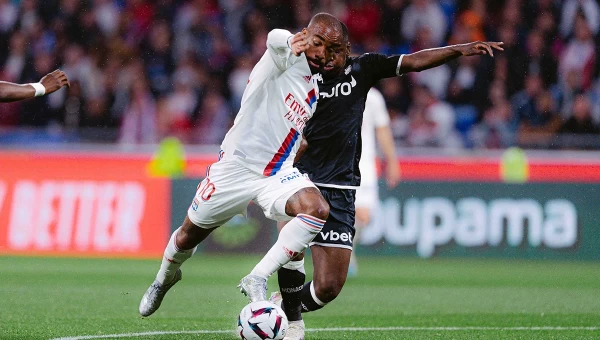 Επιμένει... ευρωπαϊκά η Λιόν [vid]