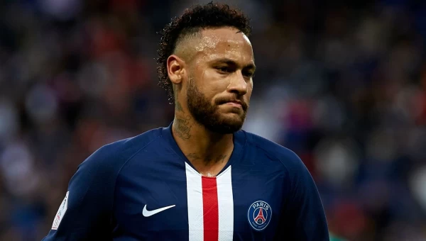 Παρί Σεν Ζερμέν: Προς τη πόρτα της εξόδου ο Νεϊμάρ το καλοκαίρι! 