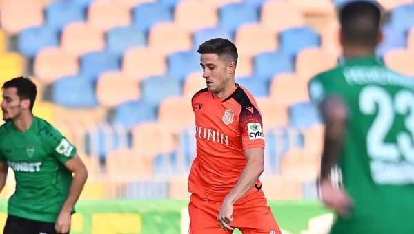 Η Καρμιώτισσα έμεινε, ο Ολυμπιακός «βούλιαξε» περισσότερο [vids]