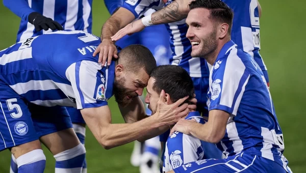 Στην Πριμέρα η Αλαβές