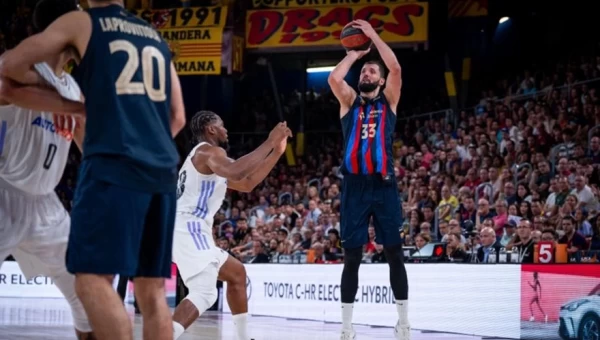 Οριακή νίκη της Μπαρτσελόνα (86-85) και 2-0 την Ρεάλ [vid]