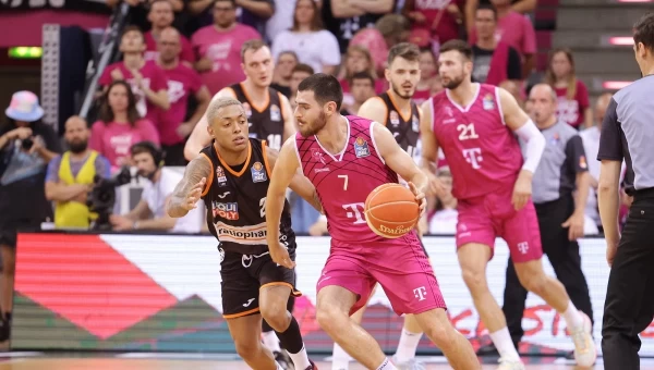 Γερμανία Basketball Bundesliga: Με την Βόννη!