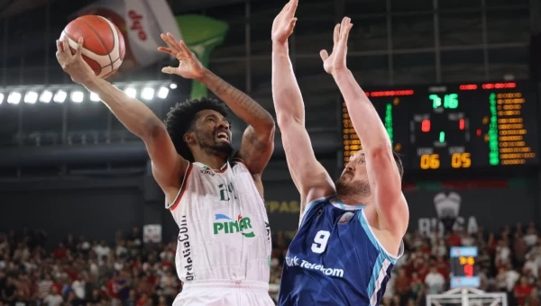 TBL Τουρκίας: Εφές-Καρσίγιακα, ξεκάθαρο το φαβορί