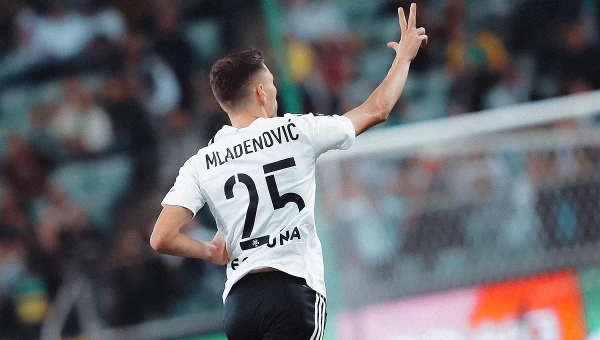 Ξημερώματα Δευτέρας η άφιξη του Μλαντένοβιτς