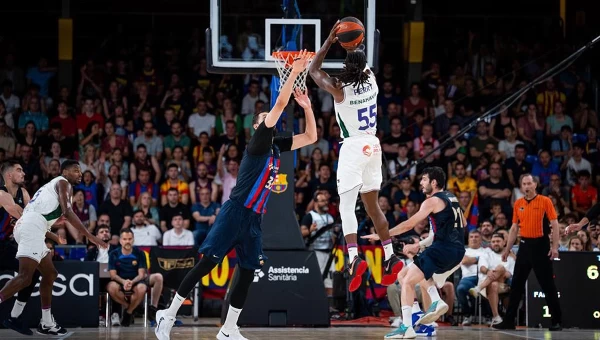 Η Ουνικάχα έκλεισε το... σπίτι της Μπαρτσελόνα [vids]