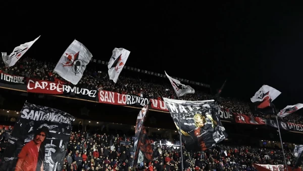 Το κλειστό Νιούελς - Ουνιόν και η τιμή!