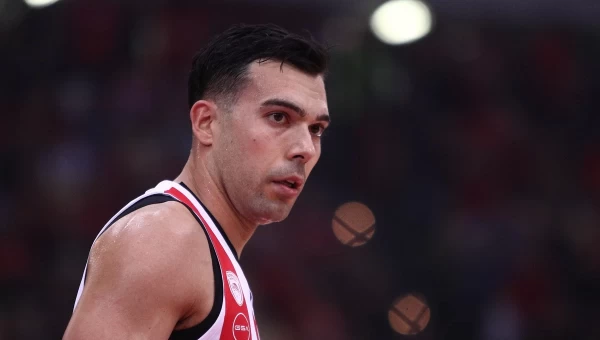 Ολυμπιακός: Χωρίς Σλούκα κόντρα στον Παναθηναϊκό