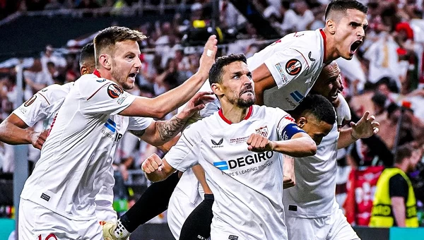 Το Europa League ανήκει μόνο στη Σεβίλλη [vid]