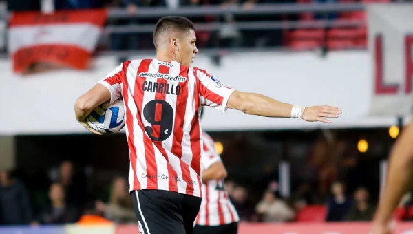 Α' Αργεντινής: Εστουδιάντες με συνδυασμό!