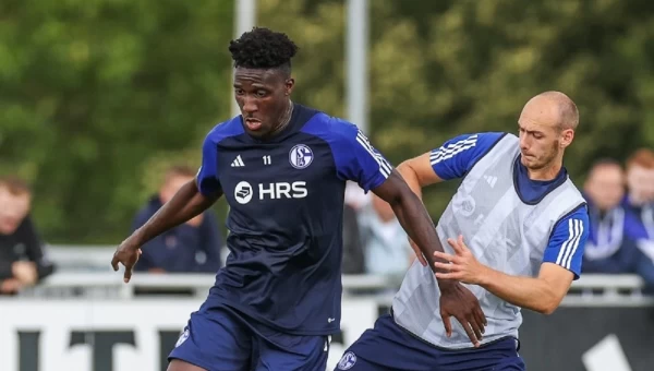 Β' Γερμανίας: Αμβούργο - Σάλκε με άρωμα από τα μεγάλα σαλόνια