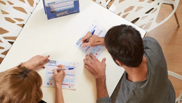 Το ΤΖΟΚΕΡ μοιράζει τουλάχιστον 3,4 εκ. στην κλήρωση της Τρίτης!