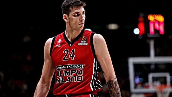 Πατάει παρκέ ο Μήτογλου