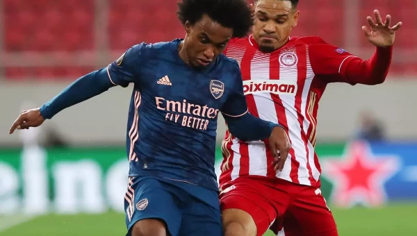 Η Νότιγχαμ έκανε πρόταση στον Γουίλιαν με όρο που περιλαμβάνει τον Ολυμπιακό