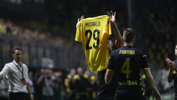 Σπουδαία νίκη του Αρη, όρθιος στο Σπλιτ ο ΠΑΟΚ [vids]