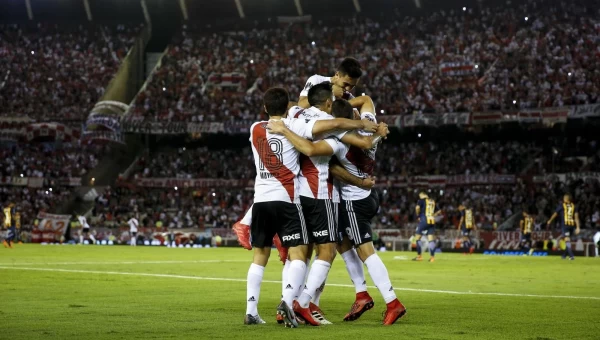 Ανώτερη σε όλα η Ρίβερ Πλέιτ