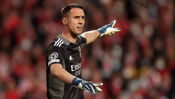  Μάντσεστερ Γιουνάιτεντ: Συμφώνησε με Βλαχοδήμο!