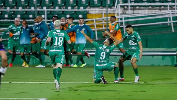 Β’ Βραζιλίας: Σαπεκοένσε – Γκουαρανί, “μάχη” υπομονής!