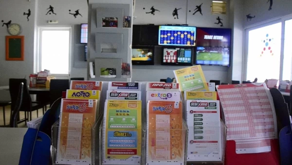 Τζακ ποτ στο ΤΖΟΚΕΡ – 300 χιλιάδες ευρώ σήμερα στο ΛΟΤΤΟ!