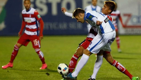 Δυάδα από χαμηλά… ράφια!