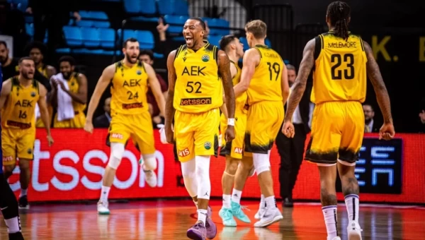 Έμεινε αήττητη και... αγγίζει την πρωτιά