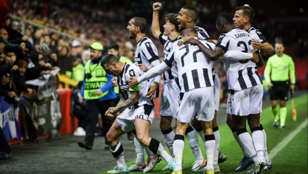 Conference League: ΠΑΟΚ και Άιντραχτ κερδίζουν και περνάνε! 