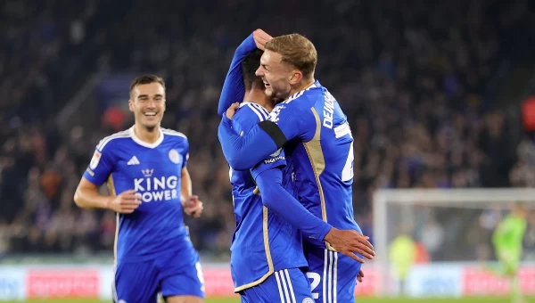 Championship Αγγλίας: Λέστερ - Λιντς, σούπερ ντέρμπι!