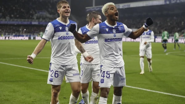 Β’ Γαλλίας: Διπλό η Οσέρ