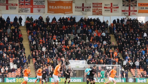 Κύπελλο Αγγλίας: Μπλάκπουλ – Φόρεστ Γκριν, διαφορά κατηγορίας