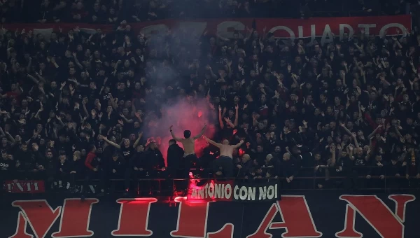 Με την δύναμη της έδρας!