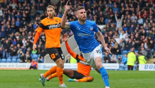 Νάσιοναλ Λιγκ: Τσέστερφιλντ-Γκέιτσχεντ, απειλή για την πρωτοπόρο