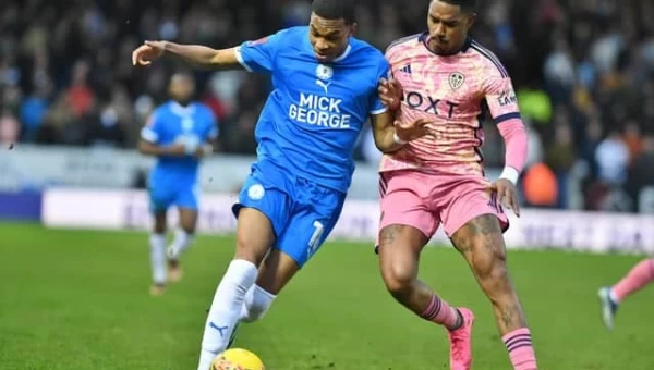 Λιγκ Τρόφι: Πιτέρμπορο-Κρόουλι, εμπιστοσύνη στους γηπεδούχους